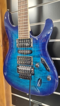 Preview: Ibanez S670QM-SPB
