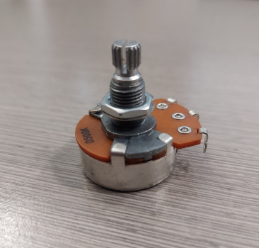IBANEZ poti  (500 K/D-CURV) - 24mm, 14mm length spline shaft for SIGNATURE/GIO/RG models 3VR1C500DS