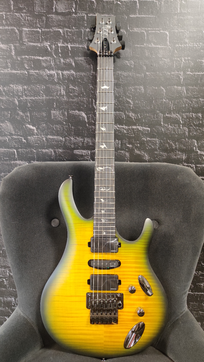 PRS SE Chleo Herman Li Signature Mantis Burst
