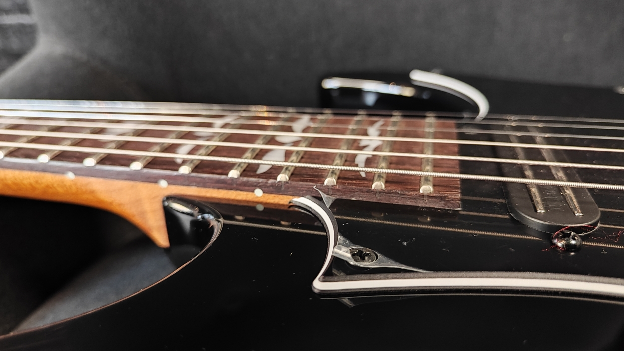 Ibanez ATZ300-BK Andy Timmons Signature