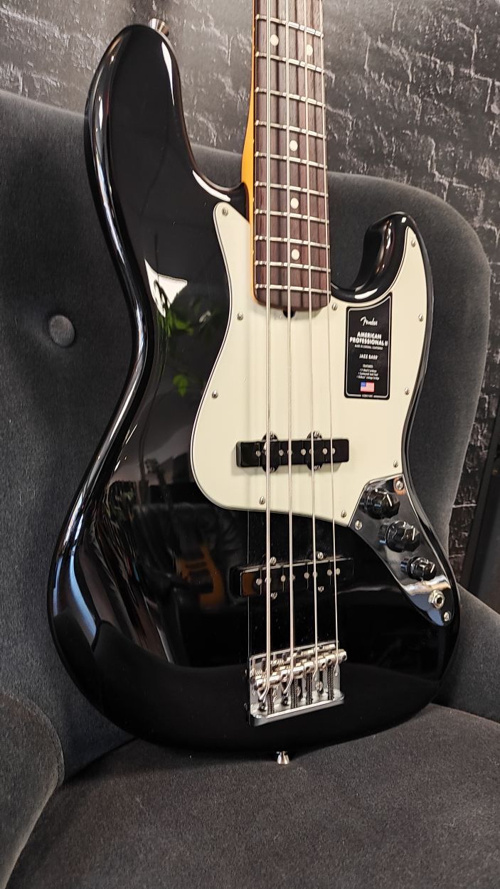 Fender American Professional II Jazz Bass RW Black / DEMO Showroom
