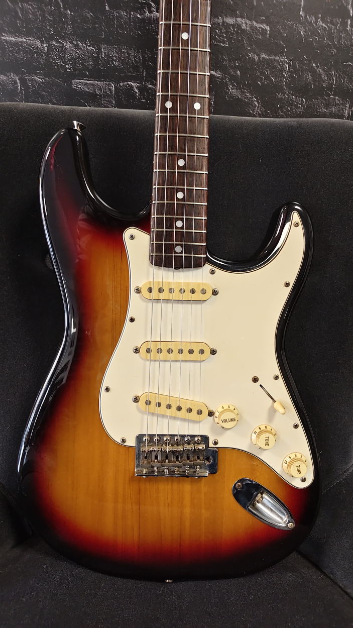 Squier Stratocaster / Japan Made