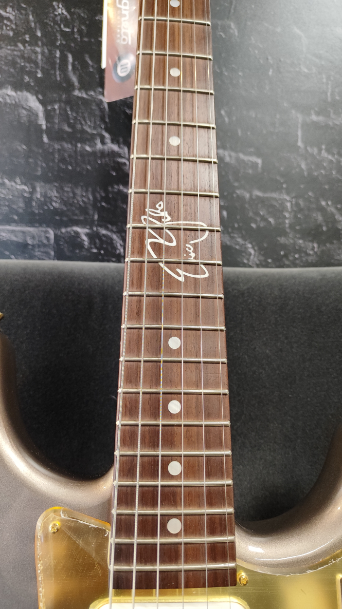 Magneto Guitars Signature Series / Eric Gales RD3 - Sunset Gold