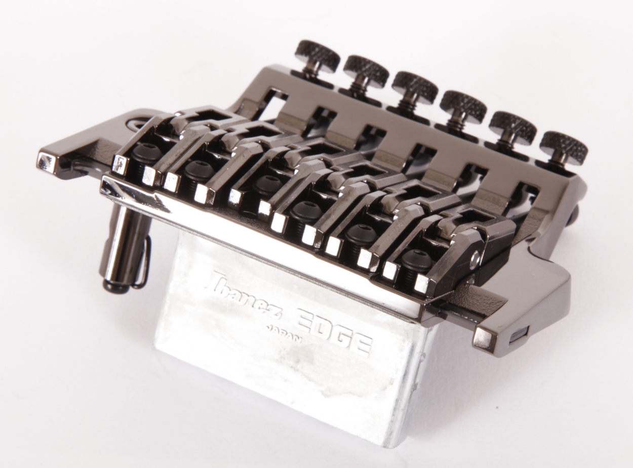 IBANEZ Tremolo EDGE - cosmo black 2ED1R31K