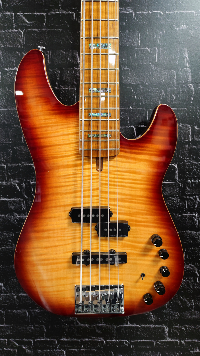 Sire Basses Series Marcus Miller P10 / Alder flamed Maple Top / Brand New